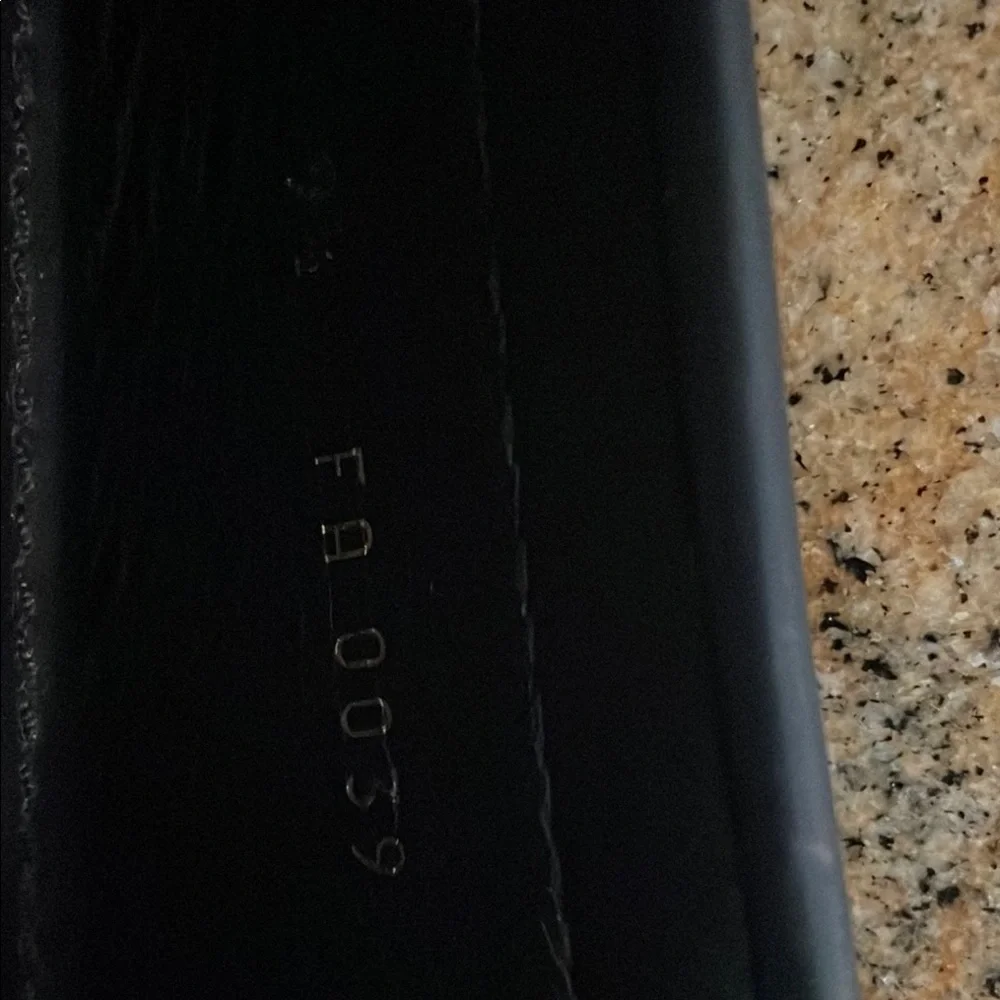 Louis Vuitton Black Slip-On Loafers with Textured Finish - Picture 7 of 7